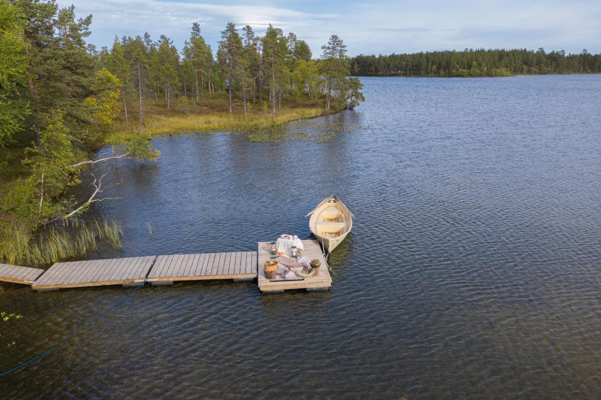 Moekki - The White Blue Wilderness Lodge Інарі Екстер'єр фото